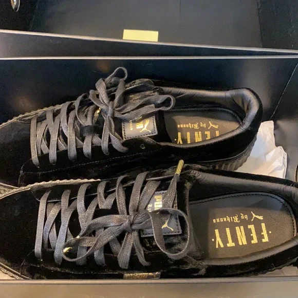 Fenty Puma Black Velvet Sneakers | Size 11 - Picture 2 of 3